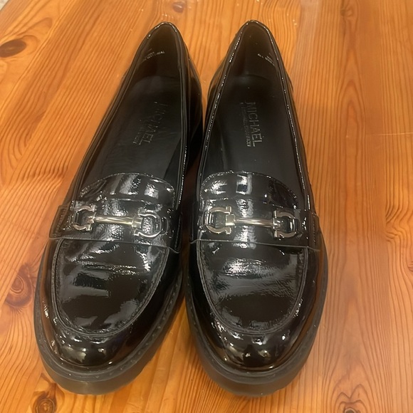 Michael Shannon Emberlynn Patent vegan leather Loafers size 11 - Picture 2 of 14